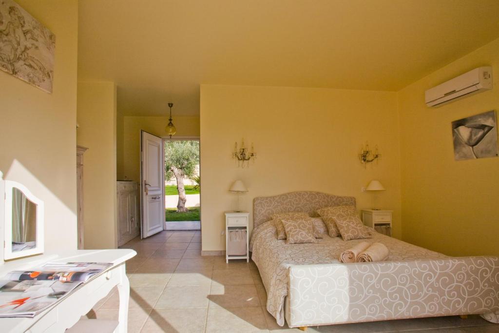 Villa La Vista Lumio  Zimmer foto